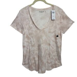 ABERCROMBIE AND‎ FITCH V-neck Tee, Size SMALL